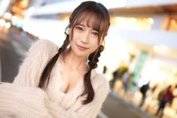SIRO-5247 — 술집에서 일하는 포스터 걸이 성인…