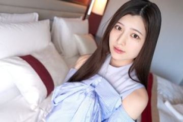 SIRO-5725 — 쾌락에 솔직하고 섹스 중에는 긴장…