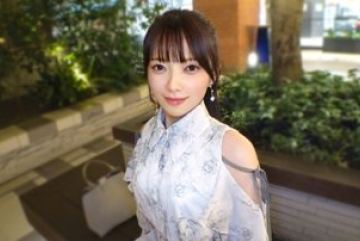 SIRO-5713 — 모델급 미모에 섹시미가 물씬 풍기…