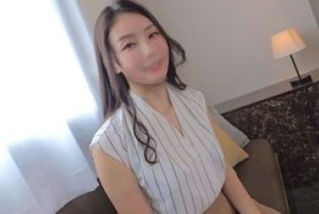 FC2-PPV-4932990 — 결혼한 지 얼마 안 된…