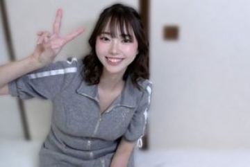 FC2-PPV-4887143 — 진짜 Z세대 2004년…